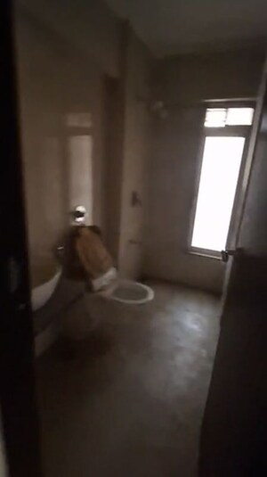 Bathroom in 2 BHK Apartment at Majestic Avighna, Chembur – for Sale