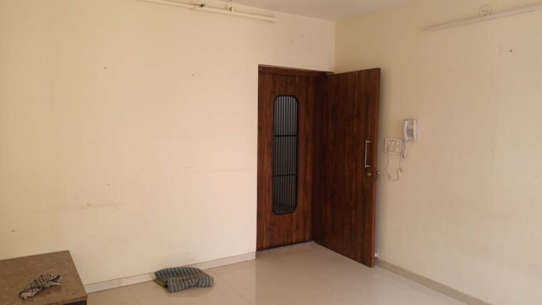 Room, crystal-armus 1 Bedroom 450 Sq.Ft. Apartment In Chembur Mumbai 10332244