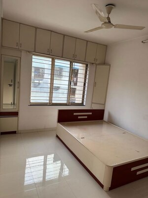 Room in 1 BHK Apartment at Gokhale Saraswati Park, Ideal Colony – for Rent