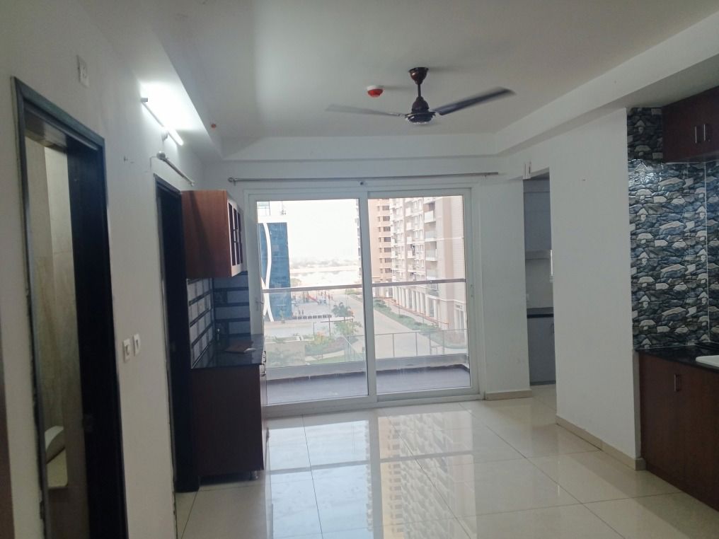 2 BHK + Pooja Room 1200 Sq.Ft. Apartment in Cybercity Marina Skies