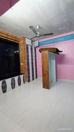 Room in 1 RK Apartment at Chatrapati Shivaji Raje Complex, Kandivali West – for Rent