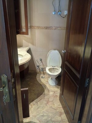 Bathroom in 5 BHK Builder Floor at Sector 49 – for Sale