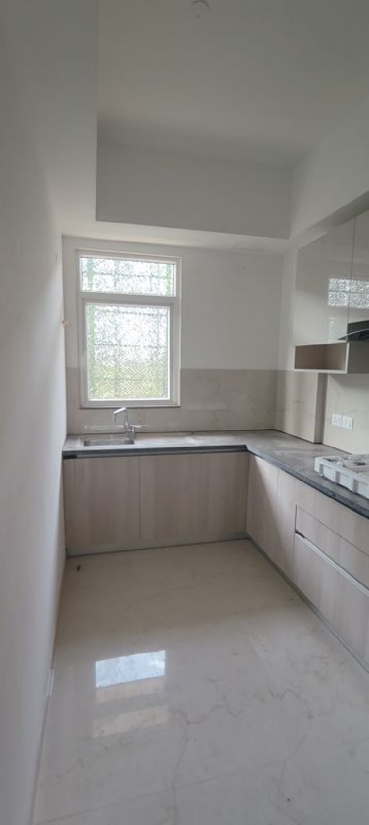Kitchen, smart-world-orchard 2 Bedroom 1150 Sq.Ft. Apartment In Sector 61 Gurgaon 10332356
