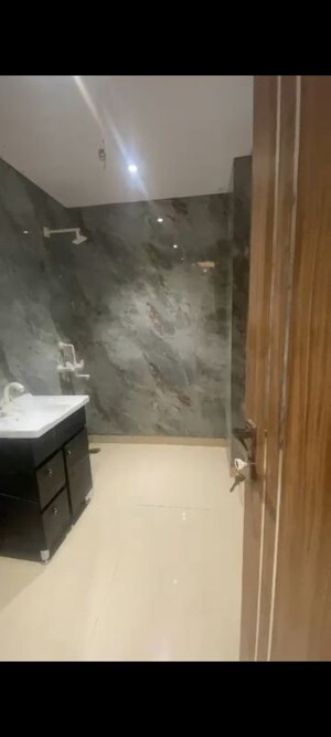 Bathroom in 2 BHK Independent House at Sector 56 – for Rent