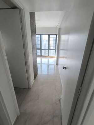 Building Lobby in 3.5 BHK Apartment at Imperial Heights Goregaon West, Goregaon West – for Rent