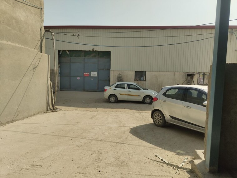  Parking, ecotech iii greater noida Commercial Warehouse 5000 Sq.Ft. In Ecotech Iii Greater Noida Greater Noida 10332350
