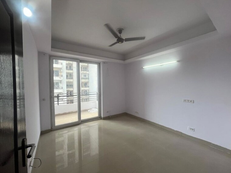 Room, omaxe-royal-residency-faridabad 3 Bedroom 1925 Sq.Ft. Apartment In Sector 79 Faridabad 10332419