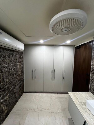 Building Lobby in 4 BHK Villa at SS Hibiscus, Sector 50 – for Rent