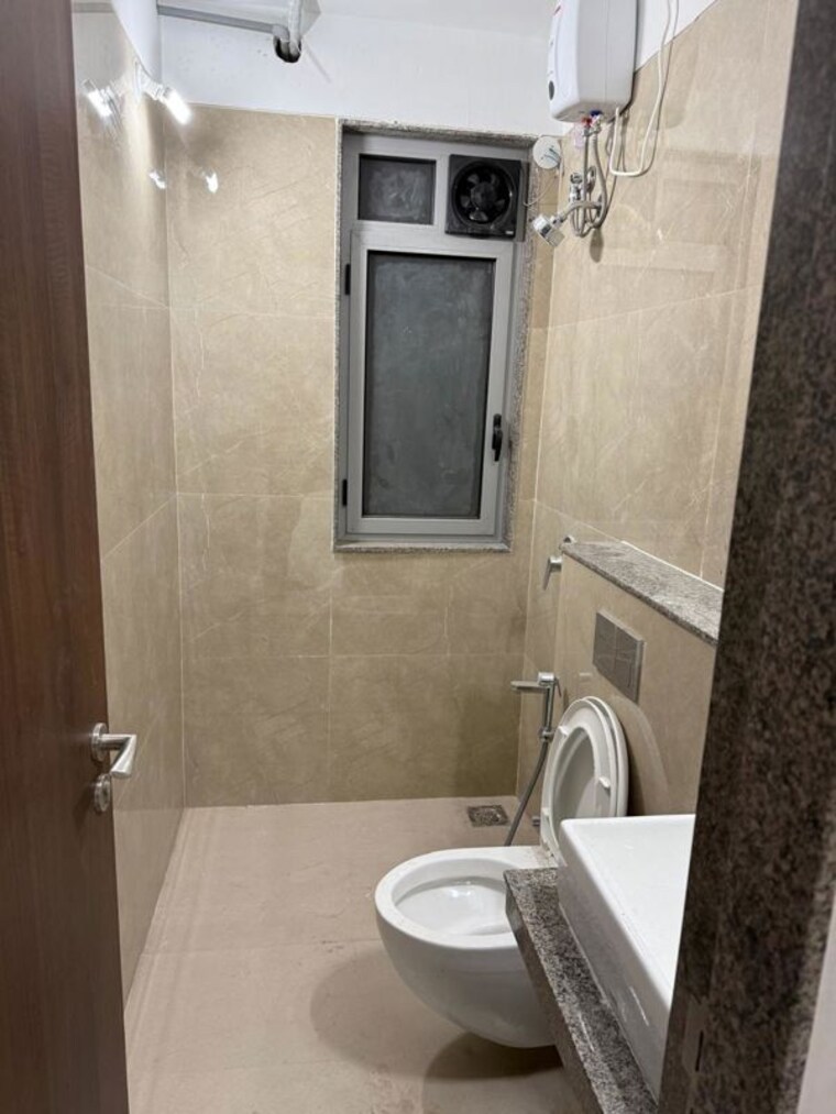 Bathroom, sunteck-city-avenue-4 2 Bedroom 644 Sq.Ft. Apartment In Goregaon West Mumbai 10331597