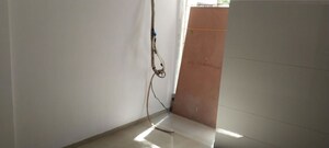 Furnished Amenities in 3 BHK Apartment at Evershine Nagar – for Rent