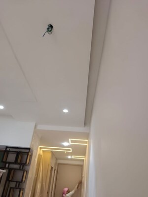 Furnished Amenities in 3 BHK Apartment at Kanakia Silicon Valley, Powai – for Rent