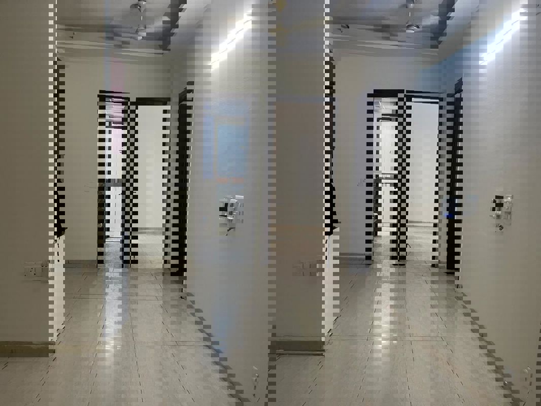 3 BHK 1700 Sq.Ft. Apartment in Gaur Sportswood