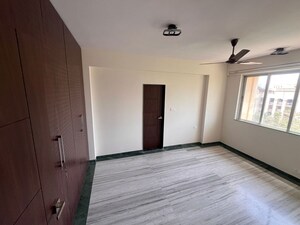 Room in 2 BHK Apartment at Hiranandani Estate Avon, Ghodbunder Road – for Rent