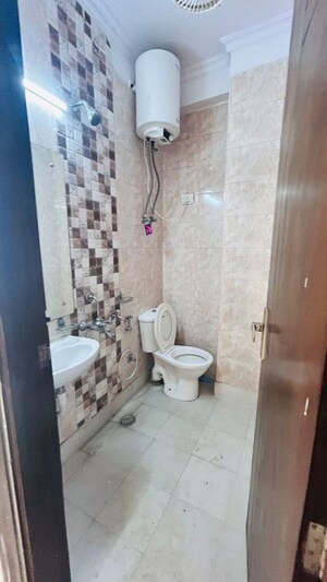 Bathroom in 2 BHK Builder Floor at Malviya Nagar – for Rent