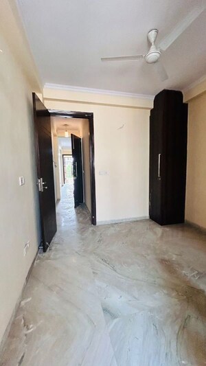 Room in 2 BHK Builder Floor at Malviya Nagar – for Rent