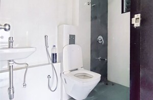 Bathroom in  Pg at Ghatkopar East – for Rent