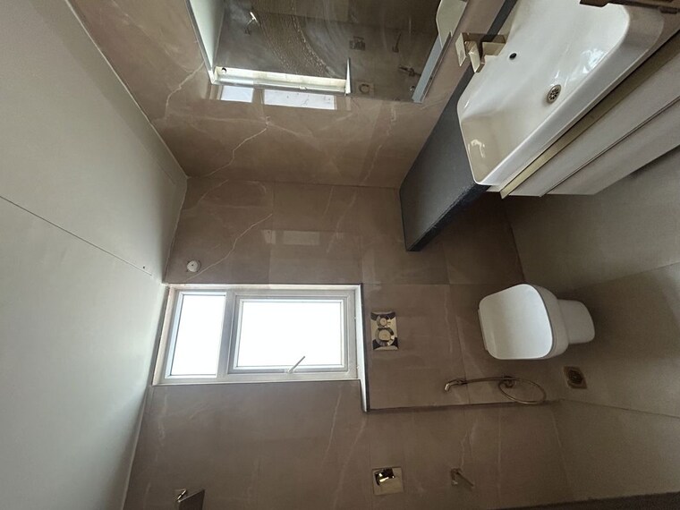 Bathroom, smart-world-orchard 3.5 Bedroom 1680 Sq.Ft. Builder Floor In Sector 61 Gurgaon 10332485