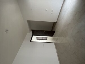 Furnished Amenities in 3.5 BHK Builder Floor at Smart World Orchard, Sector 61 – for Rent