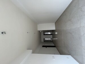 Dining Room in 3.5 BHK Builder Floor at Smart World Orchard, Sector 61 – for Rent