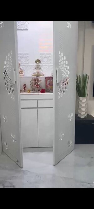 Bathroom in 3 BHK Apartment at Om Ganesh CHS Borivalli, Borivali West – for Sale