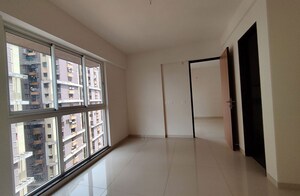 2 BHK Apartment For Rent in Kandivali East