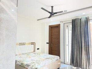 Bedroom in 2 BHK Apartment at Signature Global Prime, Sector 63a – for Rent