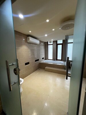 4 BHK Apartment For Rent in Tata Primanti-Tower Residences, Sector 72