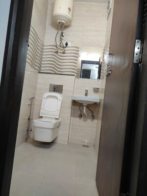 Bathroom in 1 RK Builder Floor at Sant Nagar – for Rent