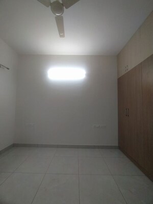 Room in 2 BHK Apartment at Prestige Park Square, Bannerghatta Road – for Rent