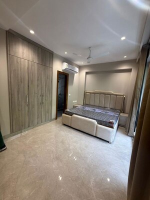 Bedroom in 3 BHK Apartment at Signature Global City 63A, Sector 63a – for Rent