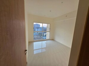 Room in 3.5 BHK Apartment at Clover Palisades, Kondhwa – for Rent