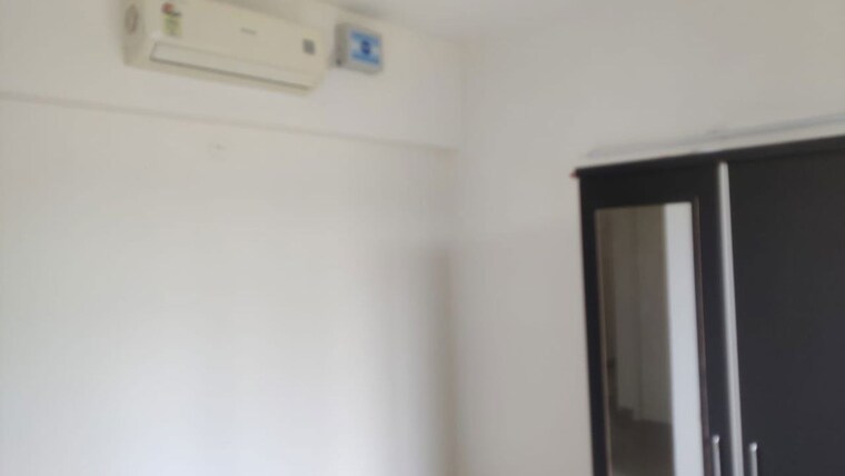 Room, emaar-emerald-estate 3 Bedroom 1395 Sq.Ft. Apartment In Sector 65 Gurgaon 10332531