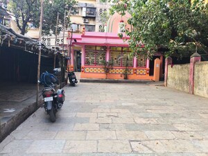 Parking in 2 BHK Villa at Navpada – for Rent