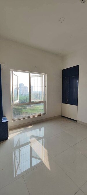 Room in 3 BHK Apartment at Rishi Pranaya Phase I, Rajarhat New Town – for Rent