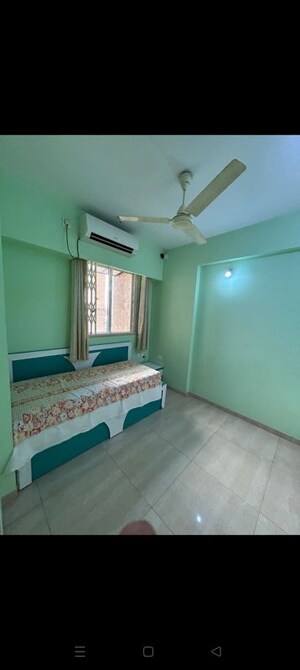 Bedroom in 2.5 BHK Apartment at Hiranandani Estate, Ghodbunder Road – for Rent