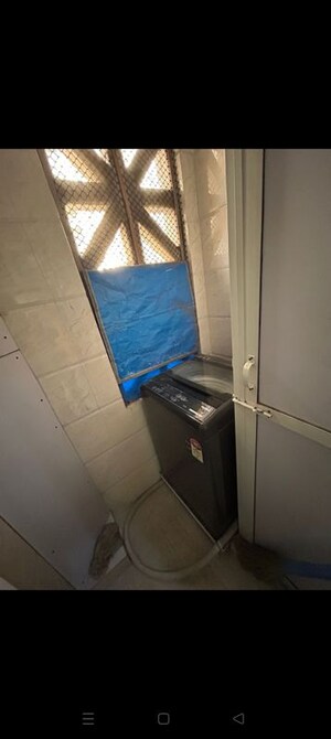 Furnished Amenities in 2.5 BHK Apartment at Hiranandani Estate, Ghodbunder Road – for Rent