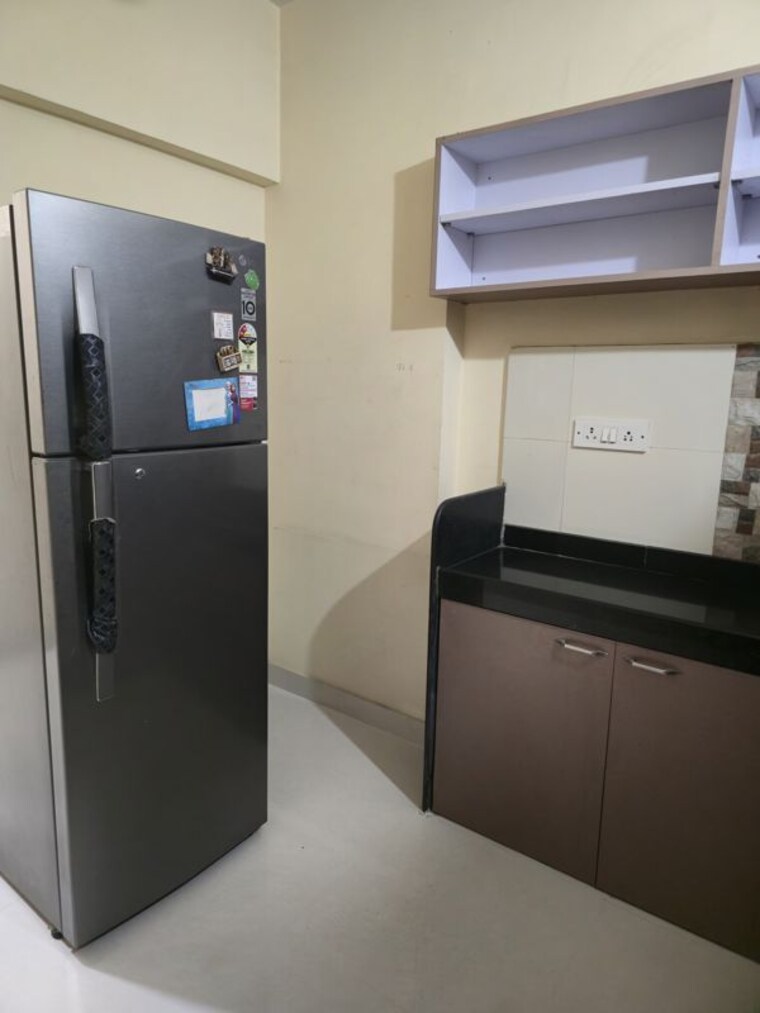 Kitchen, kasarvadavali 2 Bedroom 700 Sq.Ft. Apartment In Kasarvadavali Thane 10332606