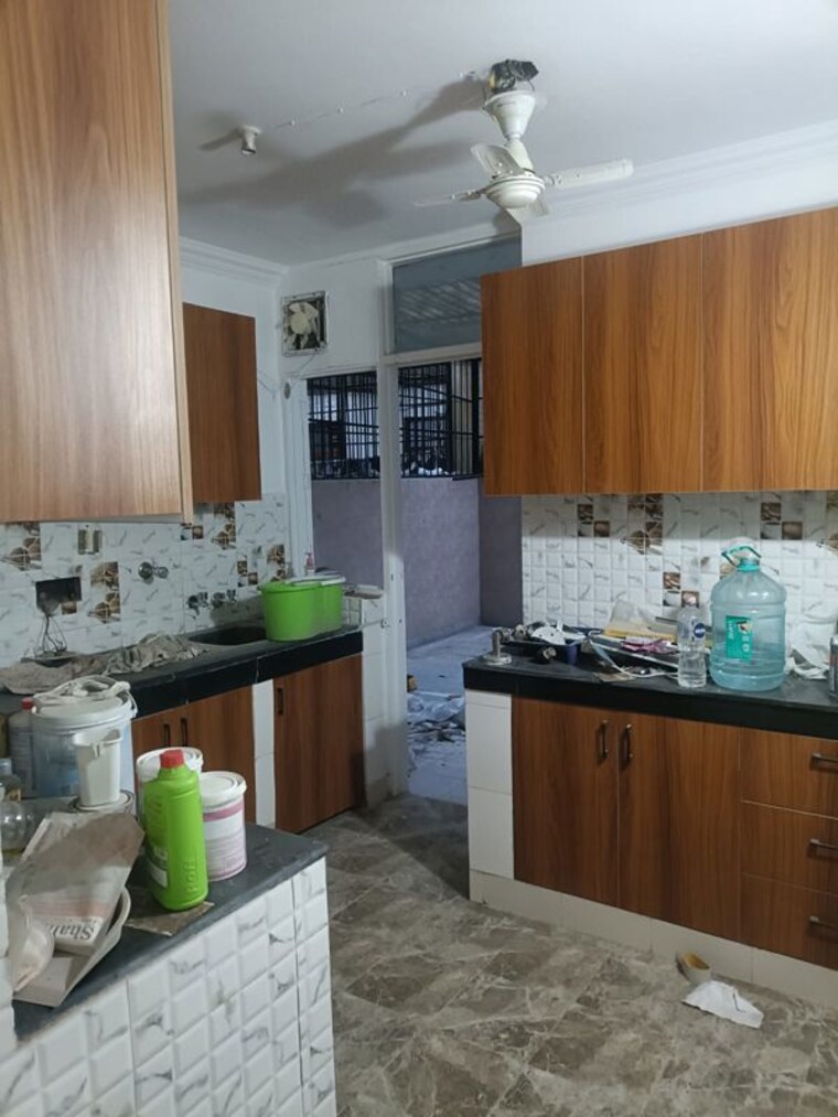 Kitchen, orchid-island 3 Bedroom 1550 Sq.Ft. Builder Floor In Sector 51 Gurgaon 10332626