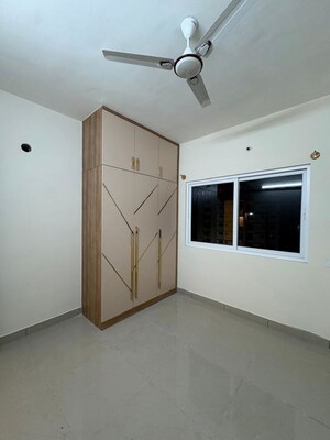 Room in 3 BHK Apartment at TVS Emerald Jardin, Singasandra – for Rent
