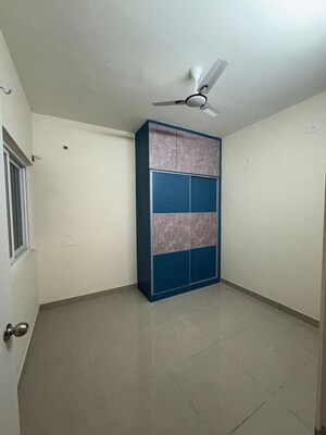 Room in 3 BHK Apartment at TVS Emerald Jardin, Singasandra – for Rent