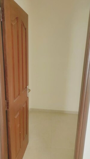 Room in 3 BHK Apartment at Golden Sand Apartments, Dhakoli – for Rent