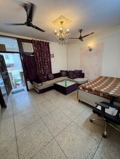 2 BHK +Builder Floor For Rent in Kalkaji