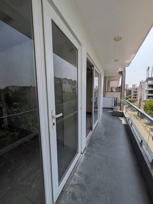 3 BHK Builder Floor For Rent in AEZ Aloha, Sector 57