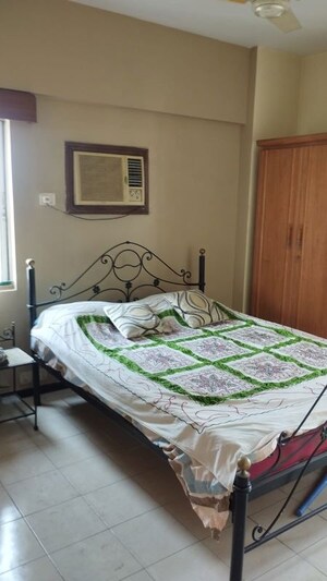 3 BHK Apartment For Rent in Hiland Park