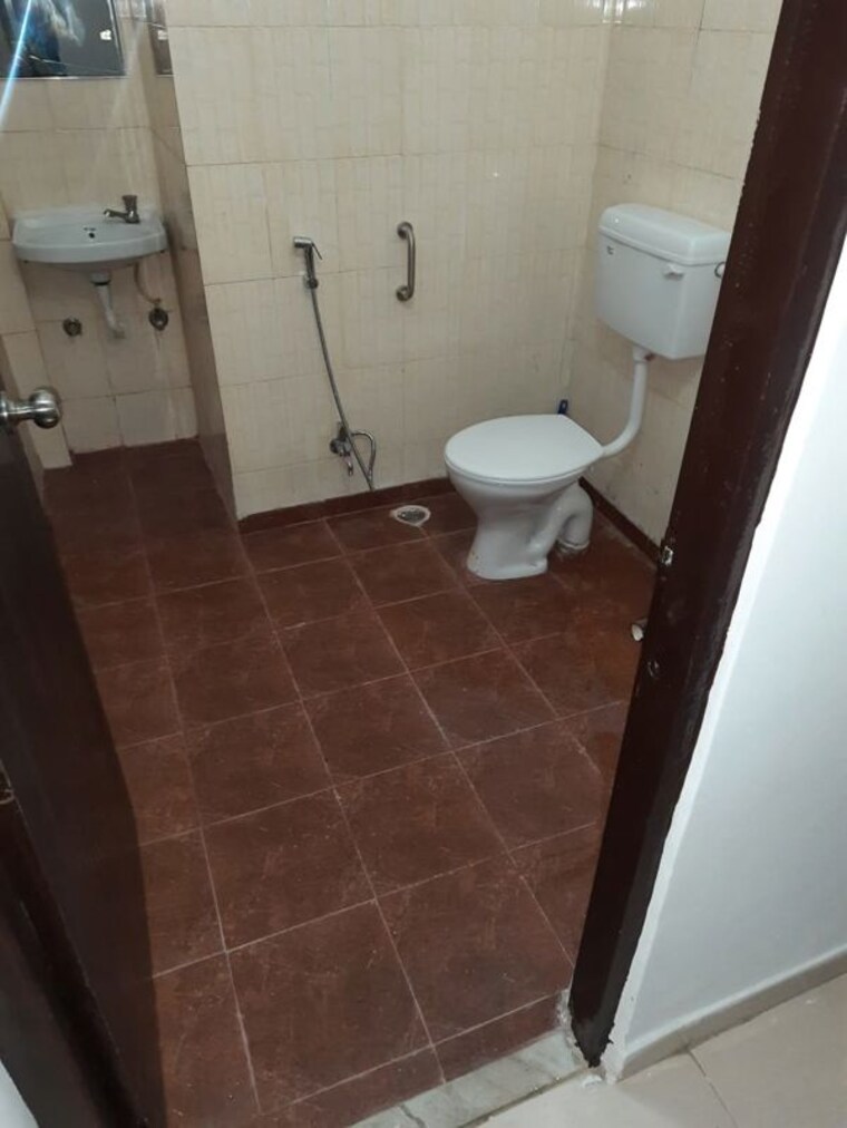 Bathroom, jatkhedi 3 Bedroom 1360 Sq.Ft. Villa In Jatkhedi Bhopal 10332689