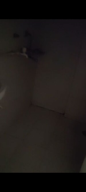 Room in 1 BHK Apartment at Kurla West – for Rent