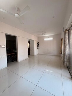 2 BHK Apartment For Rent in Oxford Comforts