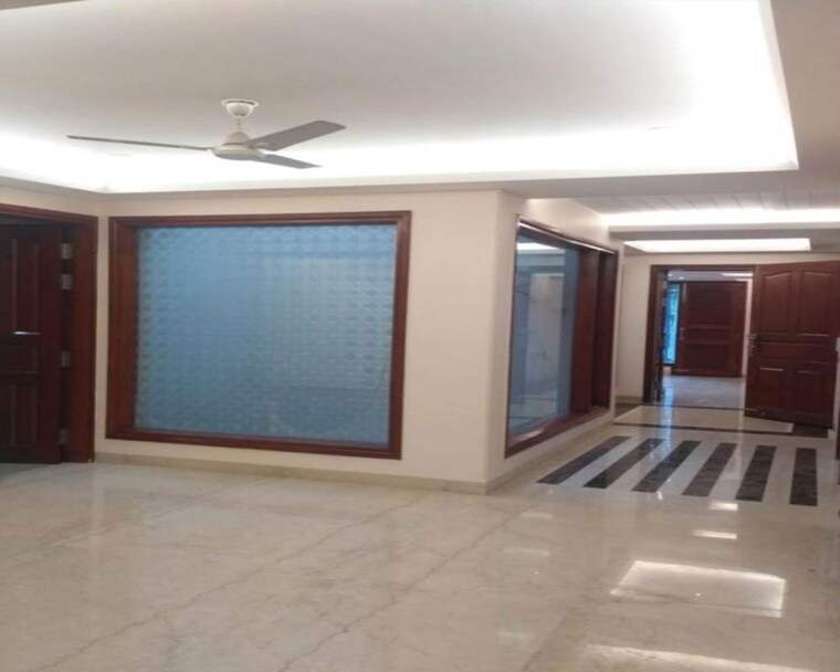 Living Room, green park extension 3 Bedroom 3250 Sq.Ft. Builder Floor In Green Park Extension Delhi 10332701