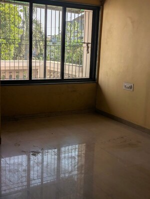 Room in 3 BHK Independent House at Satellite – for Rent