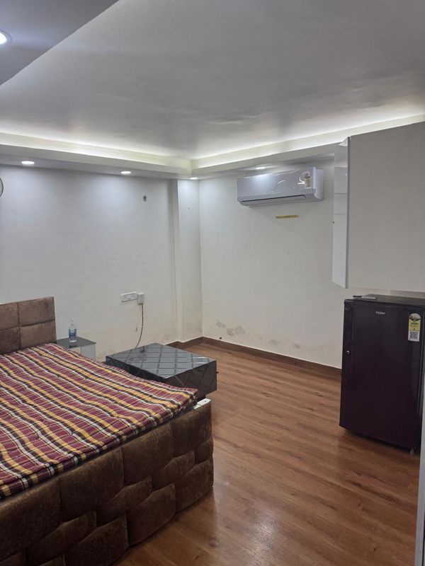 1 BHK + Pooja Room Apartment For Rent in Khirki Extension